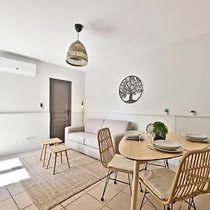 L'olivier - 2 Terrasses - Clim Ac - Wifi - Proche Theatres Apartment